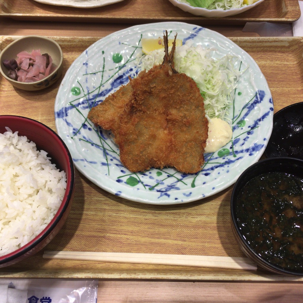 ユーザーが投稿した近海アジフライ定食の写真 - 実際訪問したユーザーが直接撮影して投稿した高島定食屋築地食堂 源ちゃん 横浜スカイビル店の写真