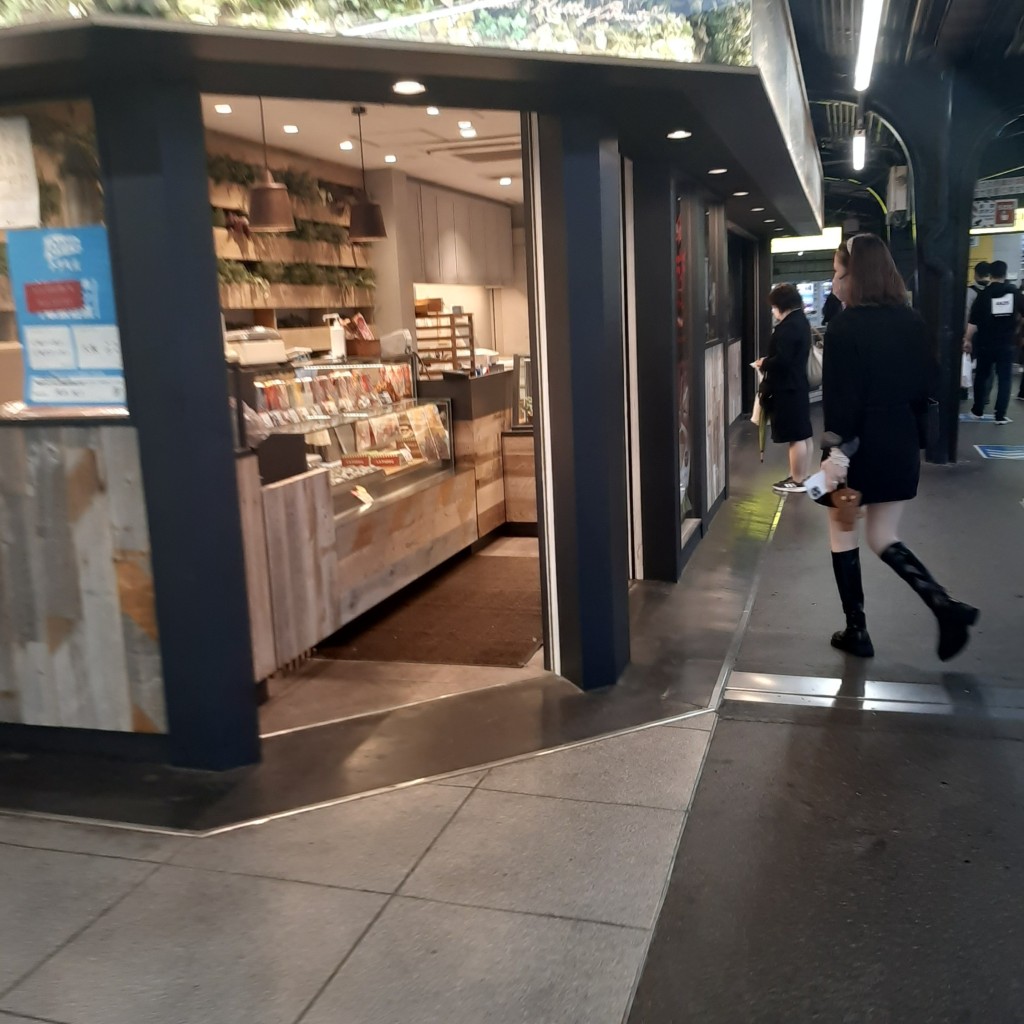 実際訪問したユーザーが直接撮影して投稿した下味原町焼き芋 / 芋スイーツらぽっぽファーム JR鶴橋駅店の写真