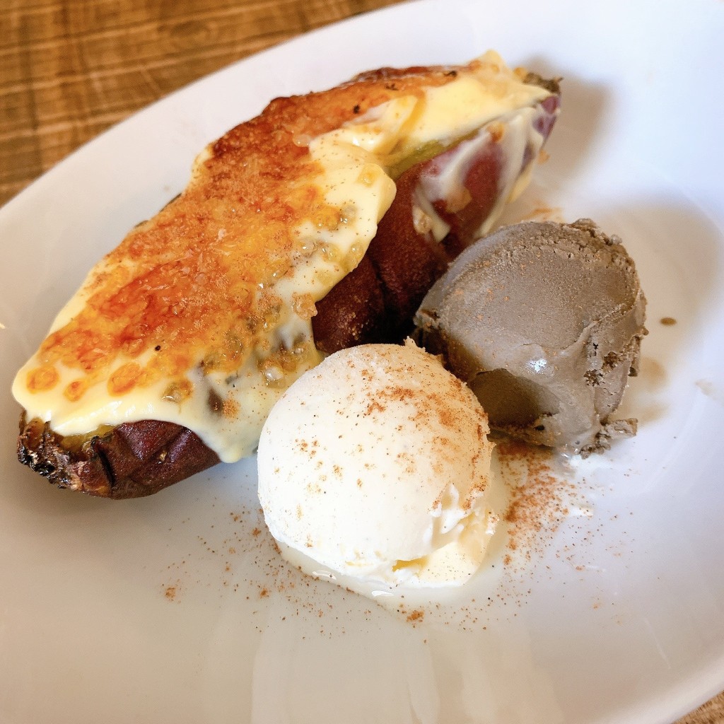 ユーザーが投稿した蜜芋ブリュレの写真 - 実際訪問したユーザーが直接撮影して投稿したカフェホワイトバード コーヒー スタンドの写真