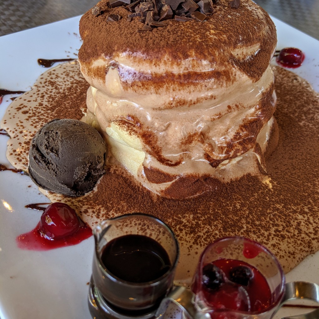 ユーザーが投稿したチョコチョコベリーのパンケーキの写真 - 実際訪問したユーザーが直接撮影して投稿した三軒屋町カフェあかさこ珈琲店の写真