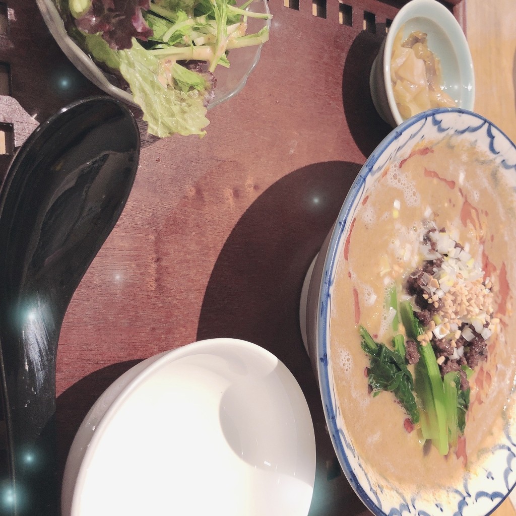 ユーザーが投稿した坦々麺セットの写真 - 実際訪問したユーザーが直接撮影して投稿した福島中華料理四川料理と小吃 奏煖 福島の写真