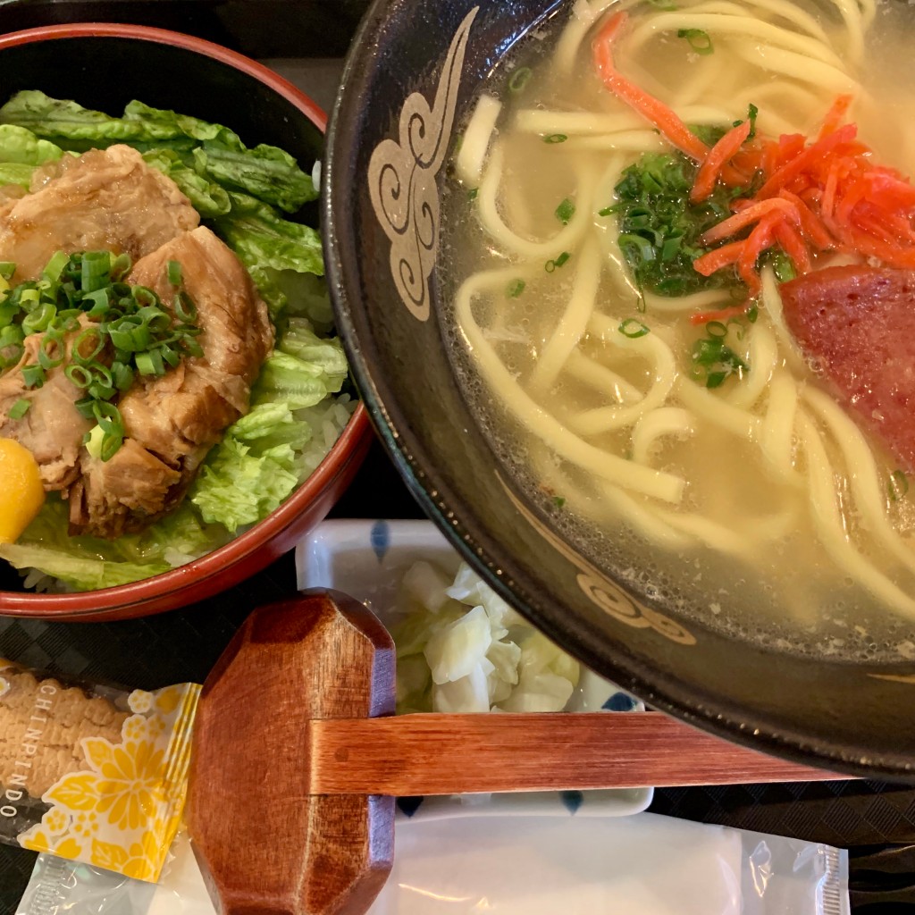 ユーザーが投稿したソーキそば&丼の写真 - 実際訪問したユーザーが直接撮影して投稿した大島沖縄料理はりくやまくの写真