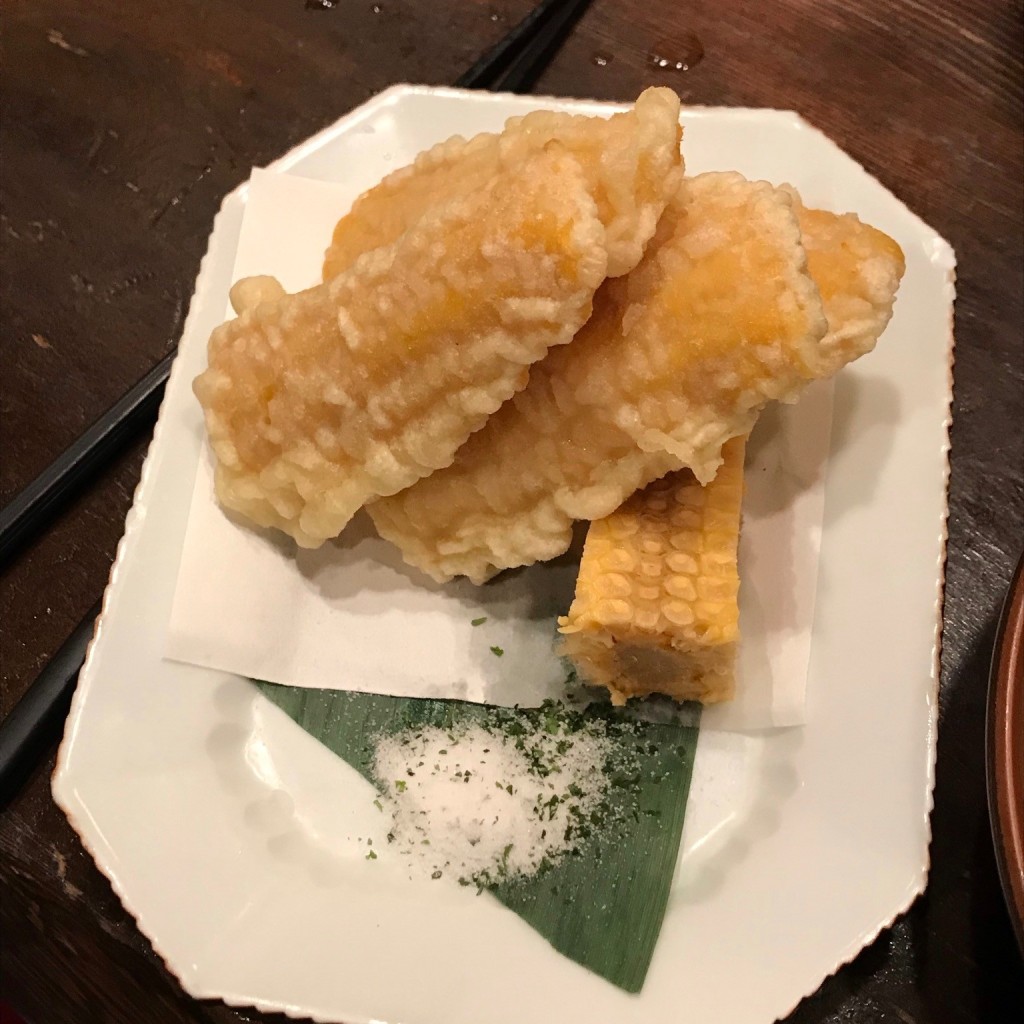 ユーザーが投稿したトウモロコシの天ぷらの写真 - 実際訪問したユーザーが直接撮影して投稿した神宮前たこ焼き蛸あざぶの写真
