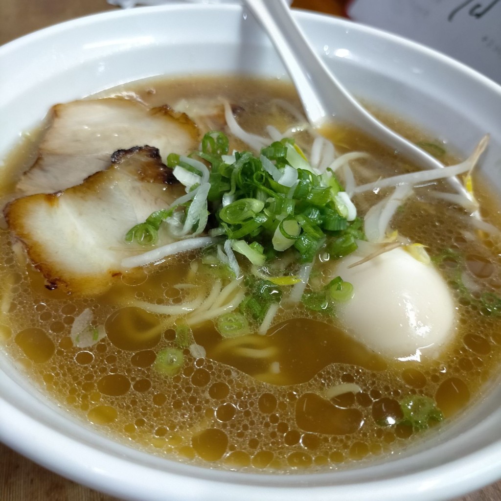 ユーザーが投稿した醤油ラーメンの写真 - 実際訪問したユーザーが直接撮影して投稿した三番町ラーメン / つけ麺麺家 なかむらの写真