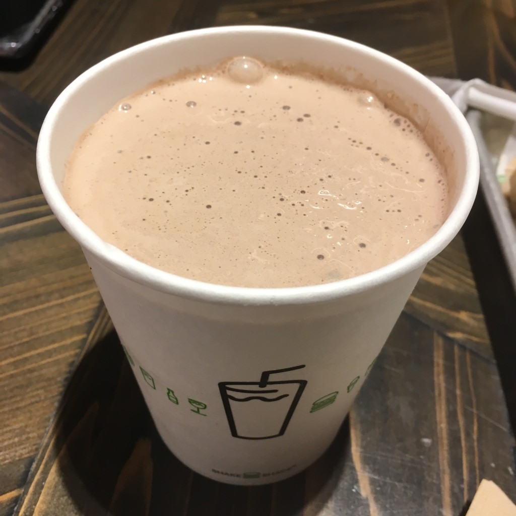 ユーザーが投稿したChocolate shakeの写真 - 実際訪問したユーザーが直接撮影して投稿した代々木ハンバーガーシェイクシャック 新宿サザンテラス店の写真