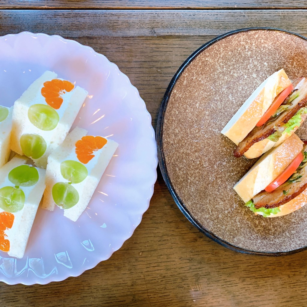 ユーザーが投稿したベーコンと水菜のサンドの写真 - 実際訪問したユーザーが直接撮影して投稿した蒲生カフェ嵐山茶寮の写真