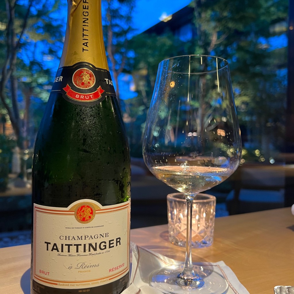 ユーザーが投稿したEVENING CHAMPAGNEの写真 - 実際訪問したユーザーが直接撮影して投稿した二条油小路町イタリアンFORNIの写真