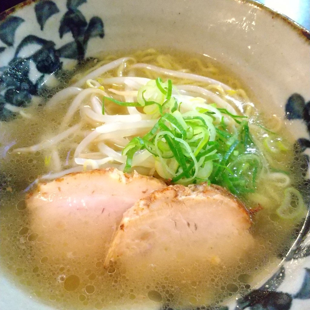 ユーザーが投稿した貝だし汐ラーメンの写真 - 実際訪問したユーザーが直接撮影して投稿した北堀町ラーメン / つけ麺麪家ひばりの写真