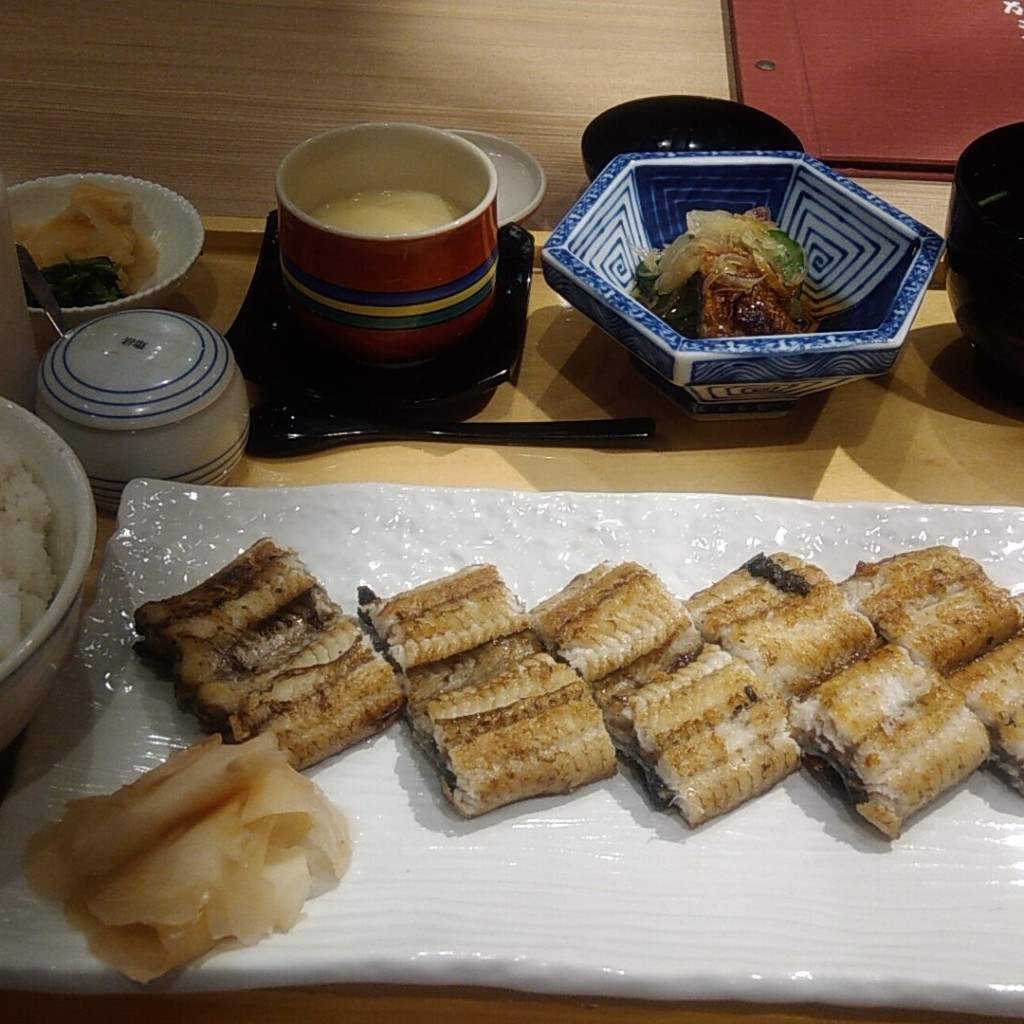 ユーザーが投稿した鰻蒲焼き定食の写真 - 実際訪問したユーザーが直接撮影して投稿した下石井うなぎ鰻せいろう 多幸うの写真