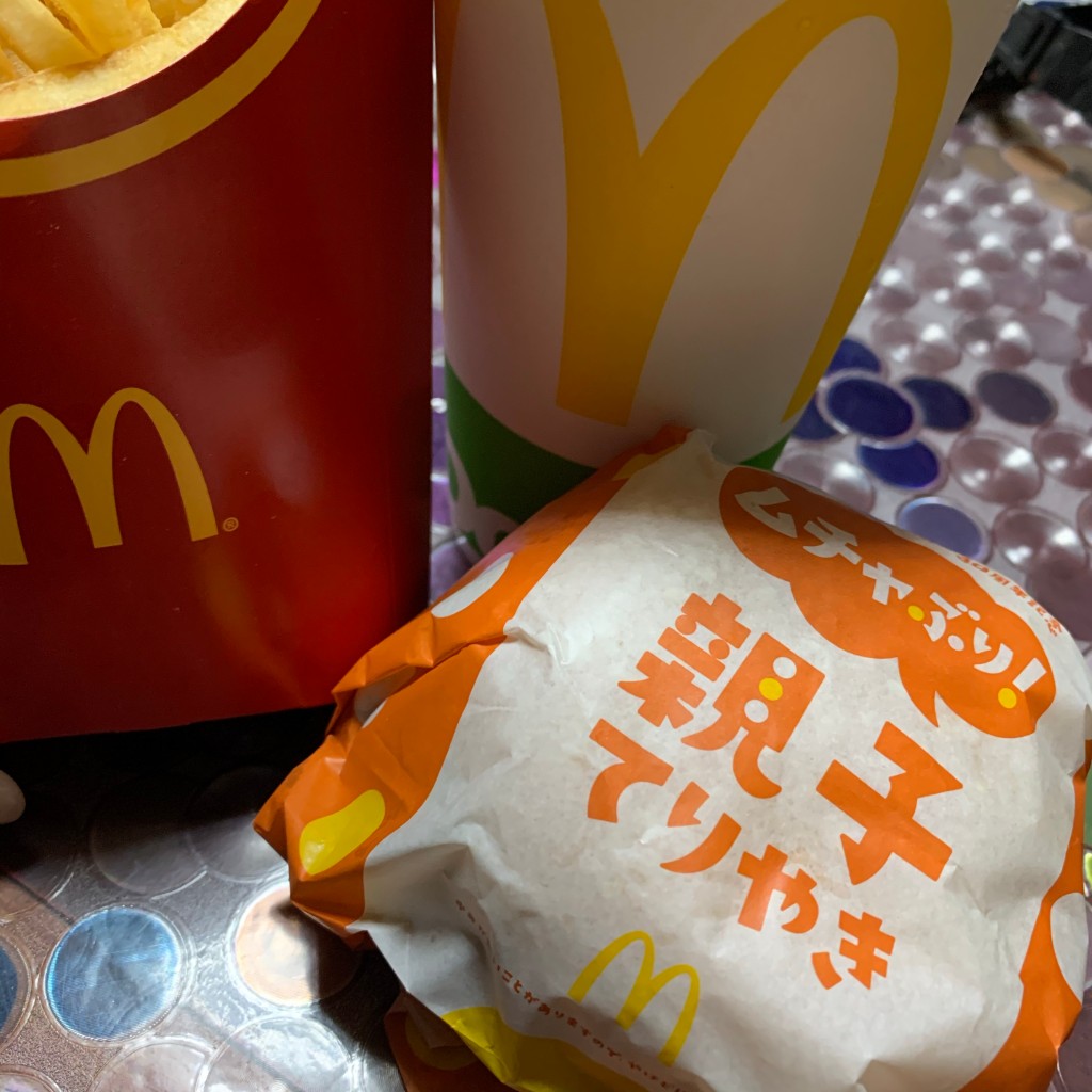 ユーザーが投稿した親子てりやきマックバーガーセットの写真 - 実際訪問したユーザーが直接撮影して投稿した磯上町ファーストフードマクドナルド 岸和田磯上店の写真