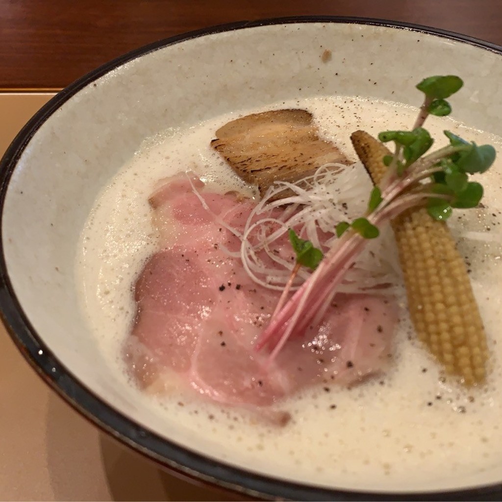 ユーザーが投稿した鶏白湯煮干しらぁ麺の写真 - 実際訪問したユーザーが直接撮影して投稿した山崎町ラーメン専門店麺 紡木の写真