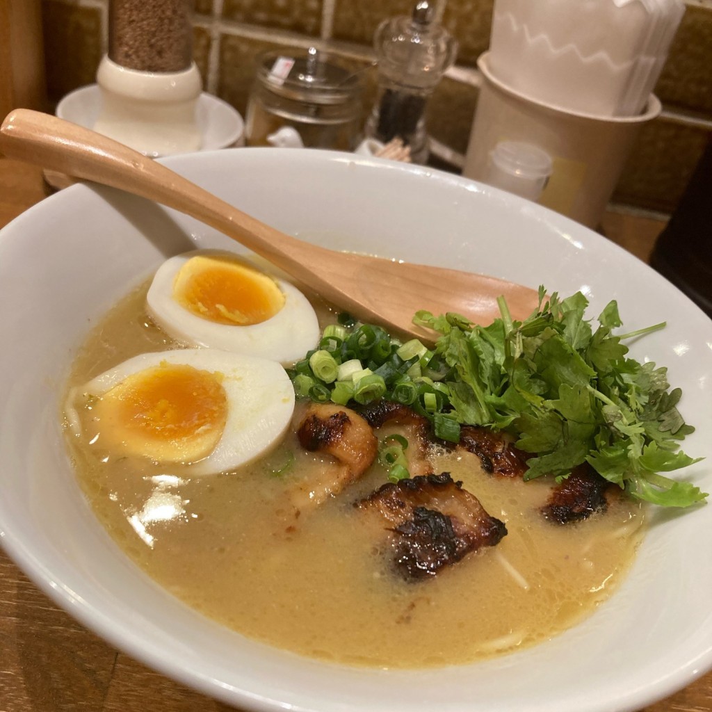 Norris65Lunchloverさんが投稿した神田錦町ラーメン専門店のお店鶏ポタラーメン THANK お茶の水/トリポタラーメン サンク オチャノミズの写真