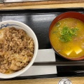 実際訪問したユーザーが直接撮影して投稿した日本橋牛丼松屋 日本橋店の写真