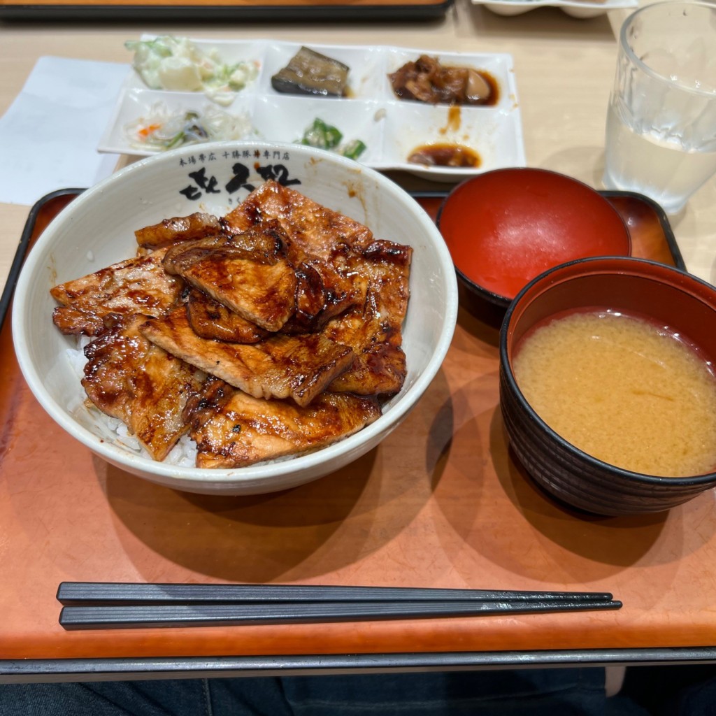 ユーザーが投稿した豚丼(黒)の写真 - 実際訪問したユーザーが直接撮影して投稿した広野台丼ものキ久好 イオンモール座間店の写真