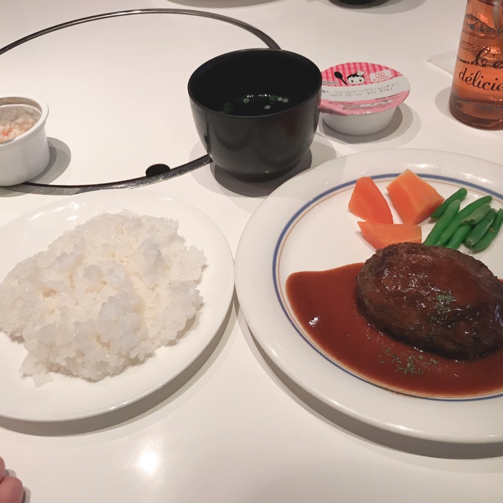 ユーザーが投稿したハンバーグ定食の写真 - 実際訪問したユーザーが直接撮影して投稿した一条通洋食びもんの写真