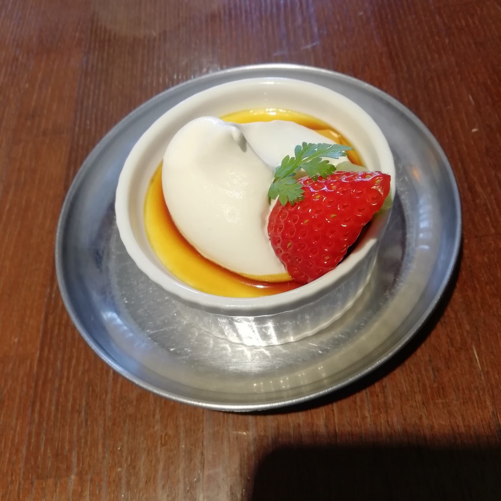ユーザーが投稿したビーフメンチカツレツ(デミグラスソース)ランチセットの写真 - 実際訪問したユーザーが直接撮影して投稿した西川田町西洋料理レストランフィールドの写真