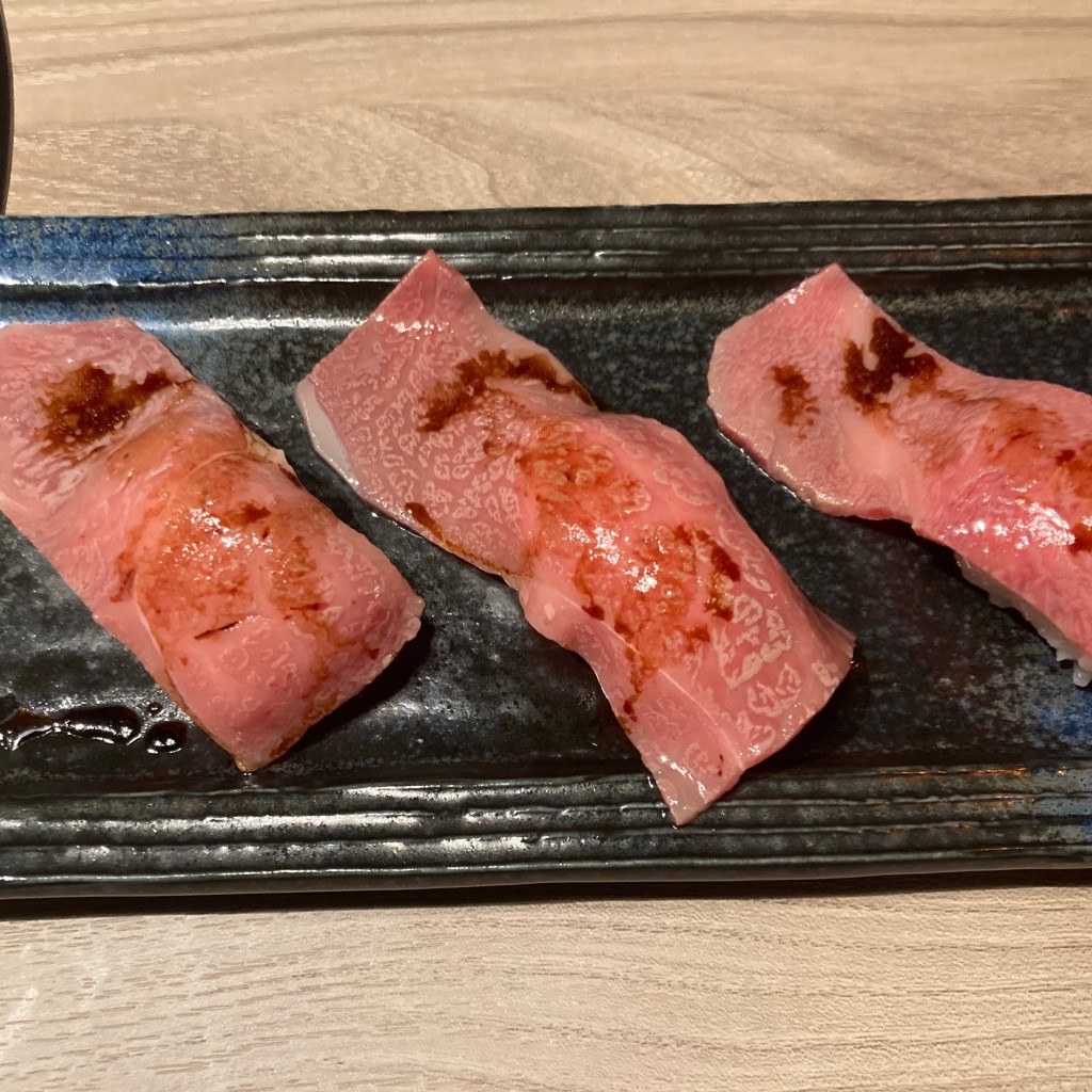 ユーザーが投稿した肉寿司の写真 - 実際訪問したユーザーが直接撮影して投稿した神南焼肉近江うし焼肉 にくTATSU 渋谷店の写真