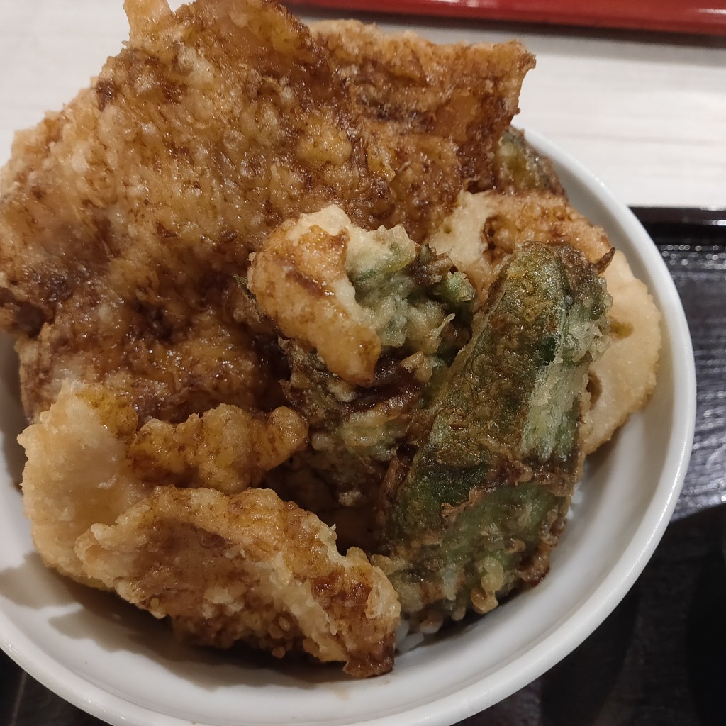 ユーザーが投稿した島肉天丼の写真 - 実際訪問したユーザーが直接撮影して投稿したライカム天ぷら博多天ぷら たかお イオンモール沖縄ライカム店の写真