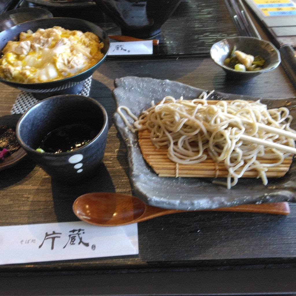 ユーザーが投稿した親子丼 蕎麦セットの写真 - 実際訪問したユーザーが直接撮影して投稿した片蔵そばそば処 片蔵の写真