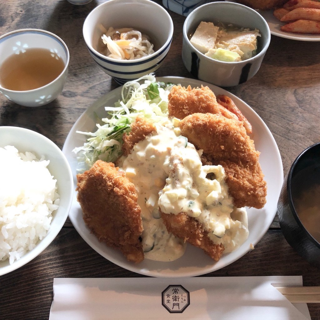 ユーザーが投稿したチキンカツ定食の写真 - 実際訪問したユーザーが直接撮影して投稿した阿知定食屋常衛門食堂の写真