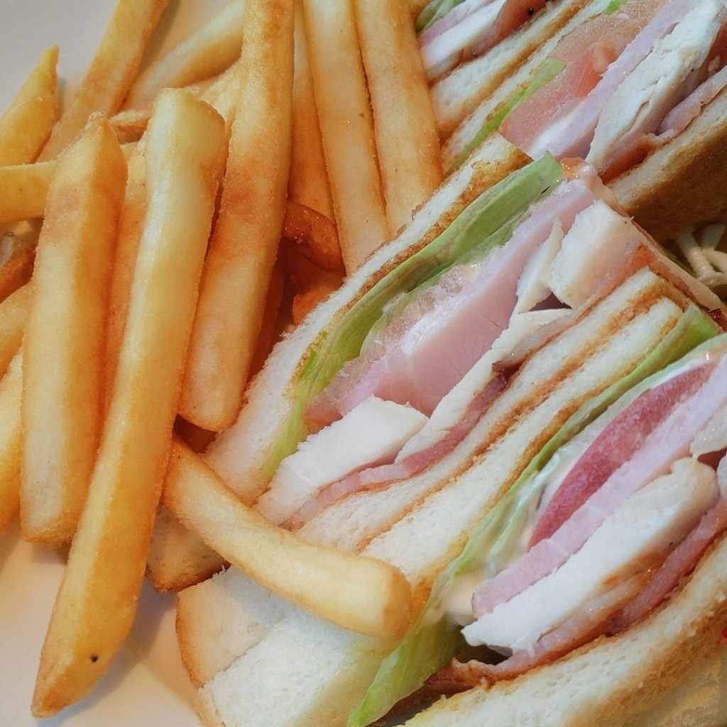 ユーザーが投稿したクラブハウスサンドイッチの写真 - 実際訪問したユーザーが直接撮影して投稿した神戸空港洋食神戸洋食キッチンの写真
