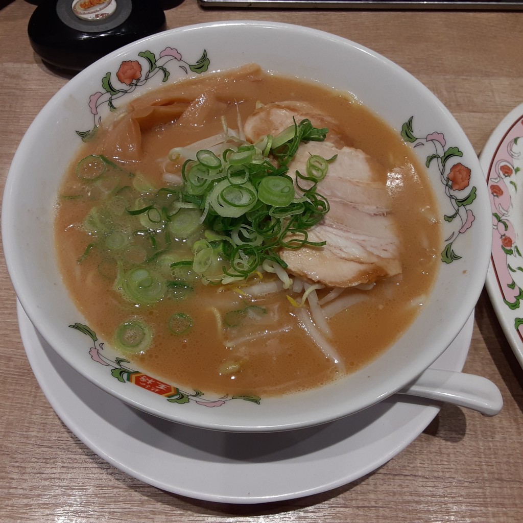 ユーザーが投稿した餃子の王将ラーメンの写真 - 実際訪問したユーザーが直接撮影して投稿した平井餃子餃子の王将 平井駅南口店の写真