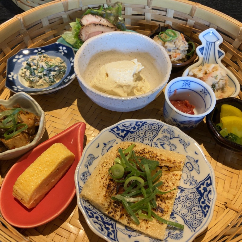 ユーザーが投稿した豆腐料理の竹籠弁当の写真 - 実際訪問したユーザーが直接撮影して投稿した大野原町大野原豆腐料理手作り豆腐とおばんざい 天水分の写真