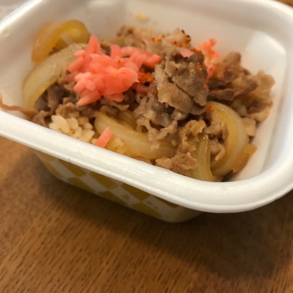 ユーザーが投稿した牛丼ミニ弁当の写真 - 実際訪問したユーザーが直接撮影して投稿した穂並牛丼すき家 19号瑞浪店の写真