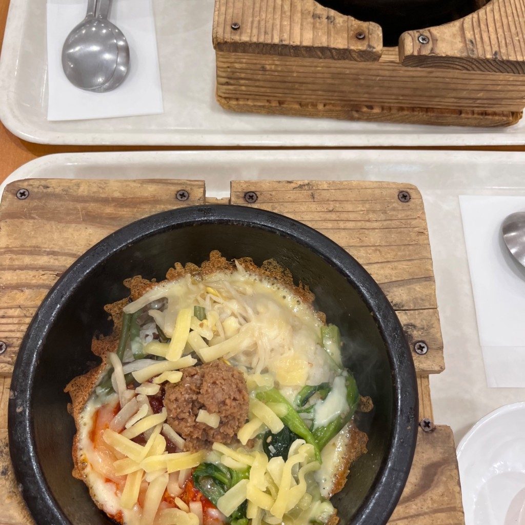 ユーザーが投稿した石焼きチーズビビンバの写真 - 実際訪問したユーザーが直接撮影して投稿した中川韓国料理ミョンドンヤ フードコート小野田店の写真
