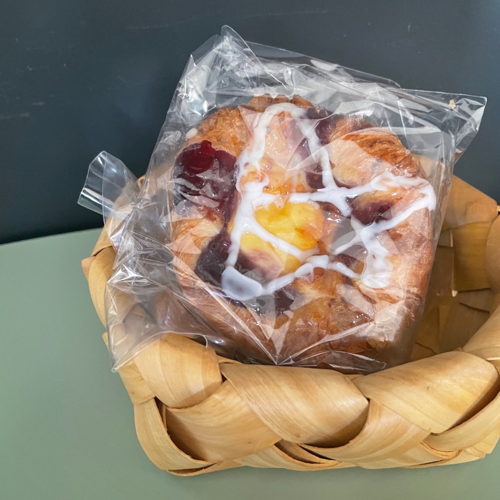 ユーザーが投稿したクリームチーズデニッシュの写真 - 実際訪問したユーザーが直接撮影して投稿した上三俣ベーカリーエミュウ 加須店の写真