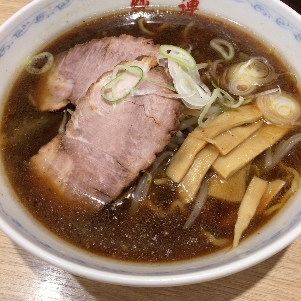 ユーザーが投稿したしょうゆラーメンの写真 - 実際訪問したユーザーが直接撮影して投稿した平岸二条ラーメン専門店さっぽろ純連 札幌店の写真