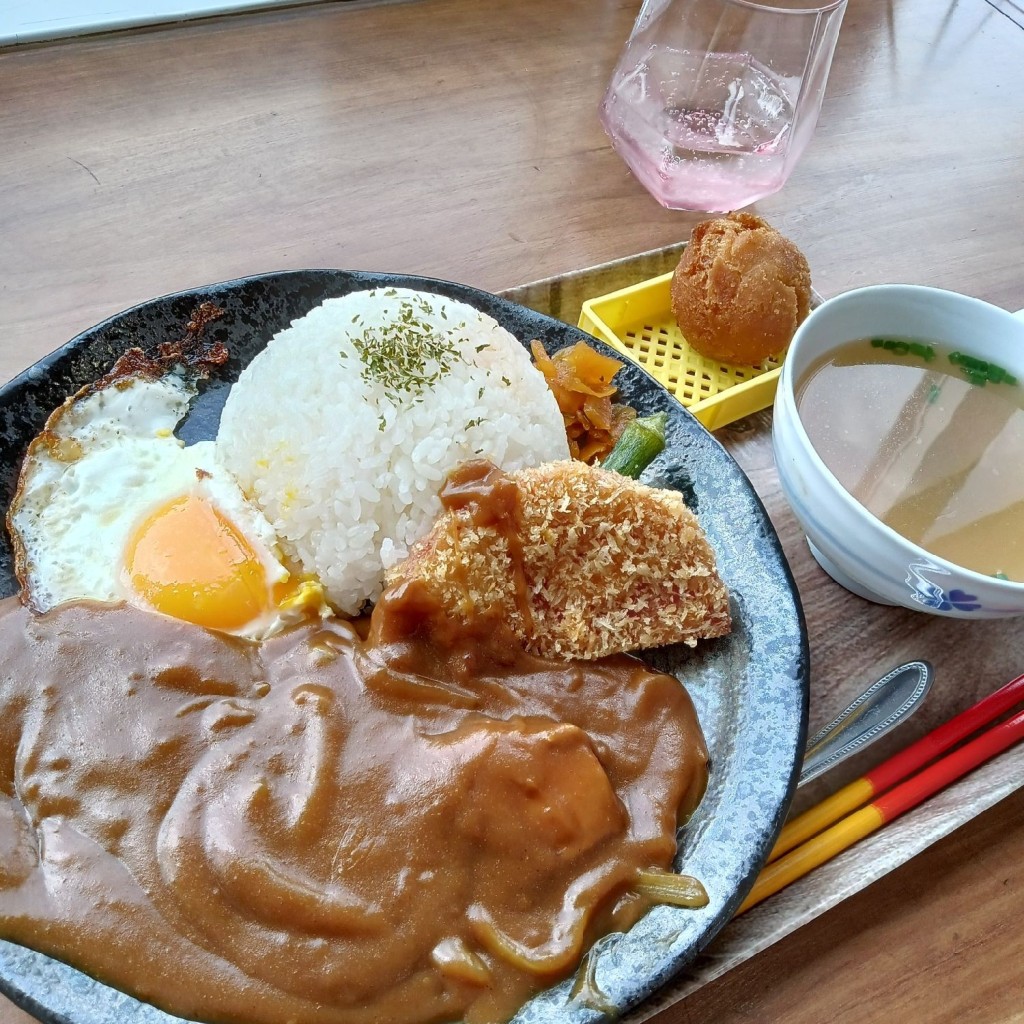 ユーザーが投稿した島風チキンカレーの写真 - 実際訪問したユーザーが直接撮影して投稿した南大沢ベーカリー与那国ベーカリー食堂 ウヤシワレの写真