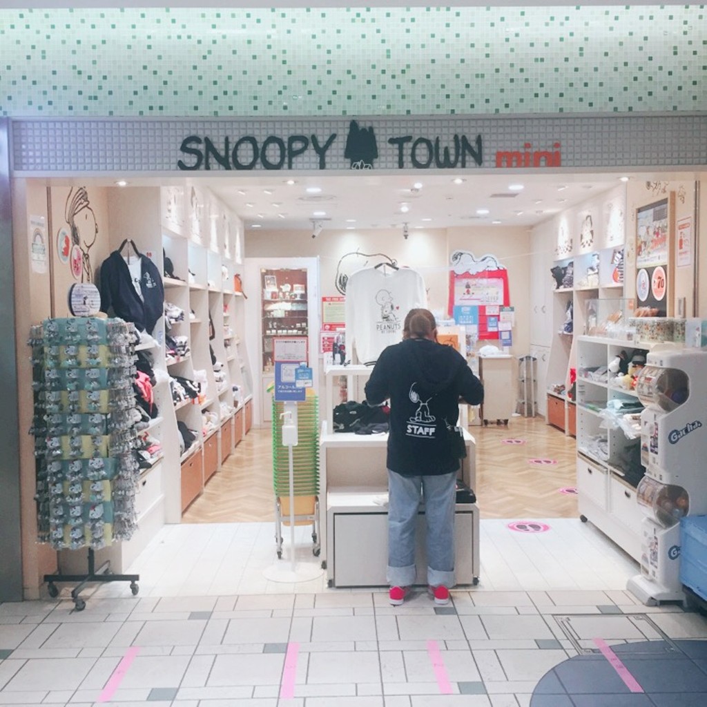 実際訪問したユーザーが直接撮影して投稿した丸の内キャラクターショップスヌーピータウンミニ 東京駅一番街店の写真