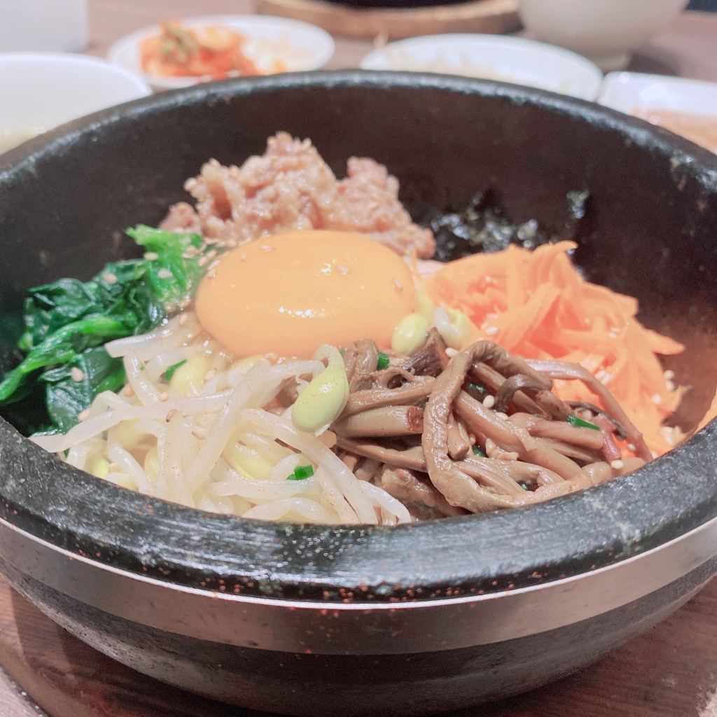ユーザーが投稿した石焼プルコギビビンバセットの写真 - 実際訪問したユーザーが直接撮影して投稿した梅田韓国料理韓国料理 bibim LUCUA大阪店の写真