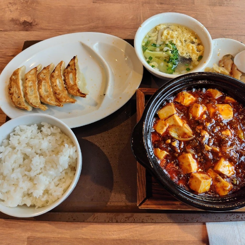 ユーザーが投稿した餃子 中国食堂定食の写真 - 実際訪問したユーザーが直接撮影して投稿した前田町中華料理中国食堂 はまゆう 豊田店の写真