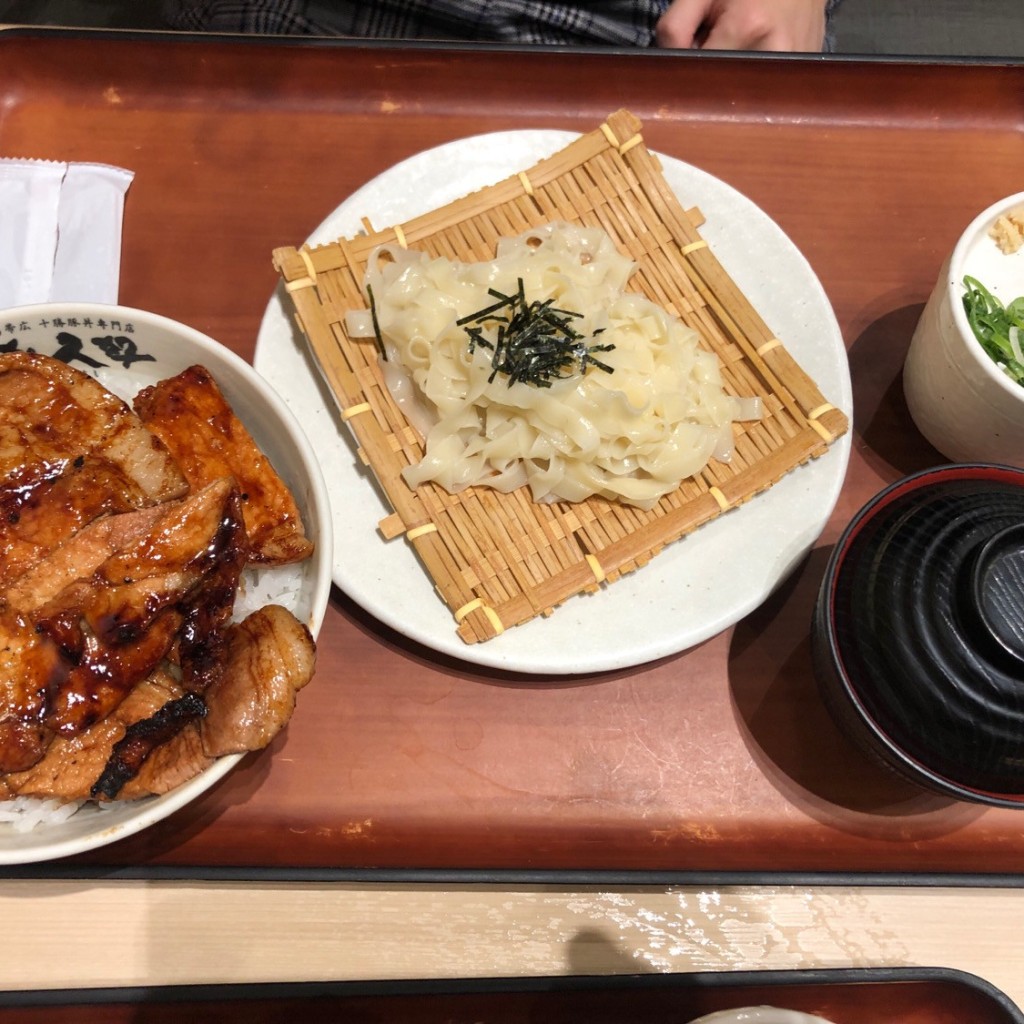 ユーザーが投稿した(弁当)豚丼黒の写真 - 実際訪問したユーザーが直接撮影して投稿した川崎丼ものキ久好 イオンモール羽生店の写真