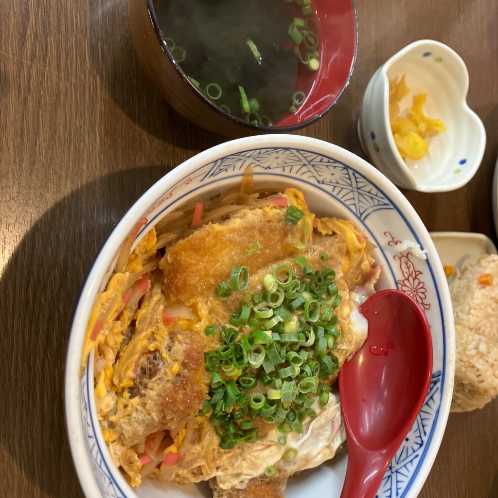 ユーザーが投稿したカツ丼の写真 - 実際訪問したユーザーが直接撮影して投稿した北湊町うどんふじや 若松店の写真