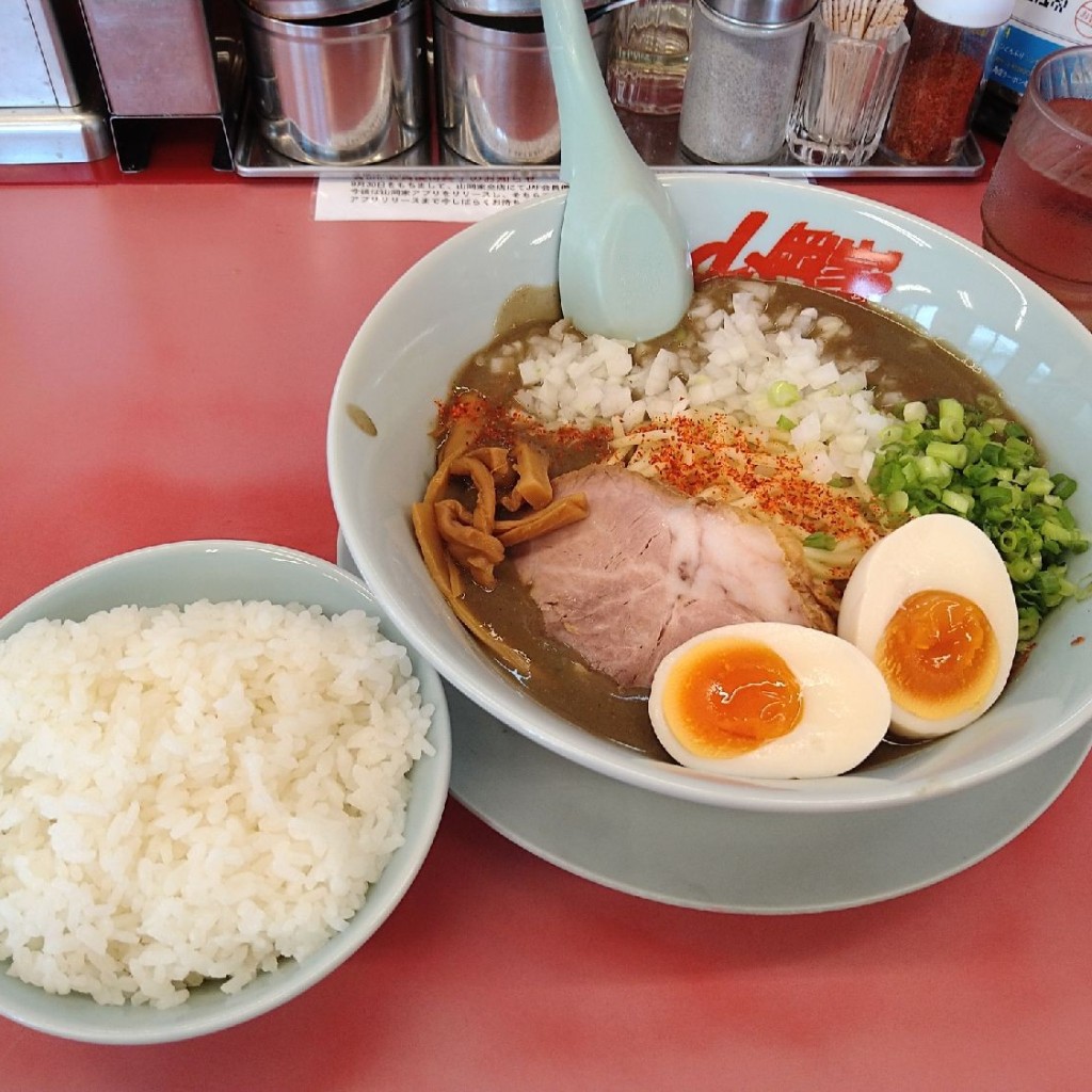 麺喰三郎さんが投稿した神久保ラーメン専門店のお店山岡家 八千代店/ヤマオカヤ ヤチヨテンの写真