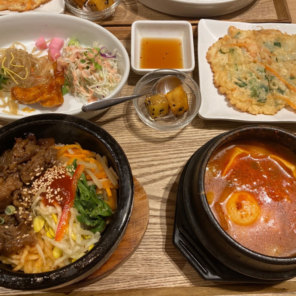 ユーザーが投稿したカルビ石+スンドゥブの写真 - 実際訪問したユーザーが直接撮影して投稿した西新宿韓国料理韓美膳 ルミネ新宿LUMINE1の写真
