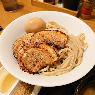 実際訪問したユーザーが直接撮影して投稿した桜木町ラーメン専門店らぅ麺 ガラ喰楽学校の写真