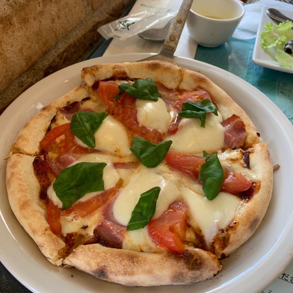 ユーザーが投稿したピザの写真 - 実際訪問したユーザーが直接撮影して投稿した広路町イタリアンキャナリィ ロウ 八事店の写真