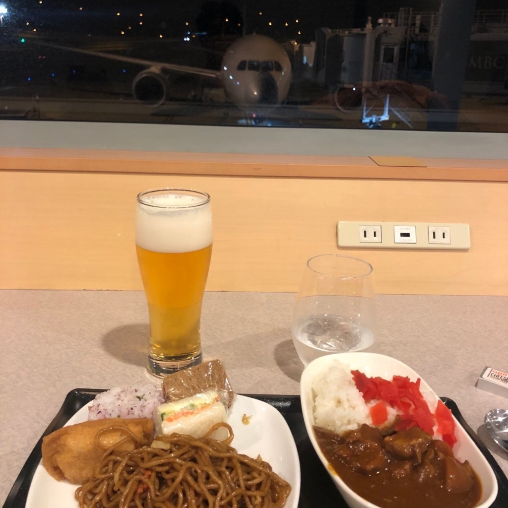 ユーザーが投稿したなまビールの写真 - 実際訪問したユーザーが直接撮影して投稿した泉州空港中お好み焼きぼてぢゅう 関西国際空港店の写真