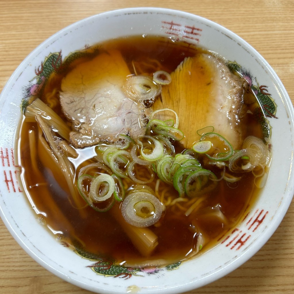 ユーザーが投稿した醤油ラーメンの写真 - 実際訪問したユーザーが直接撮影して投稿した八ツ役ラーメン / つけ麺華丸ラーメンの写真