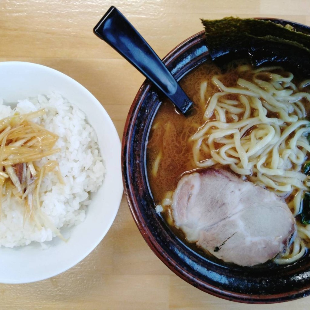 実際訪問したユーザーが直接撮影して投稿した三本木ラーメン / つけ麺くせが強いラーメンの写真