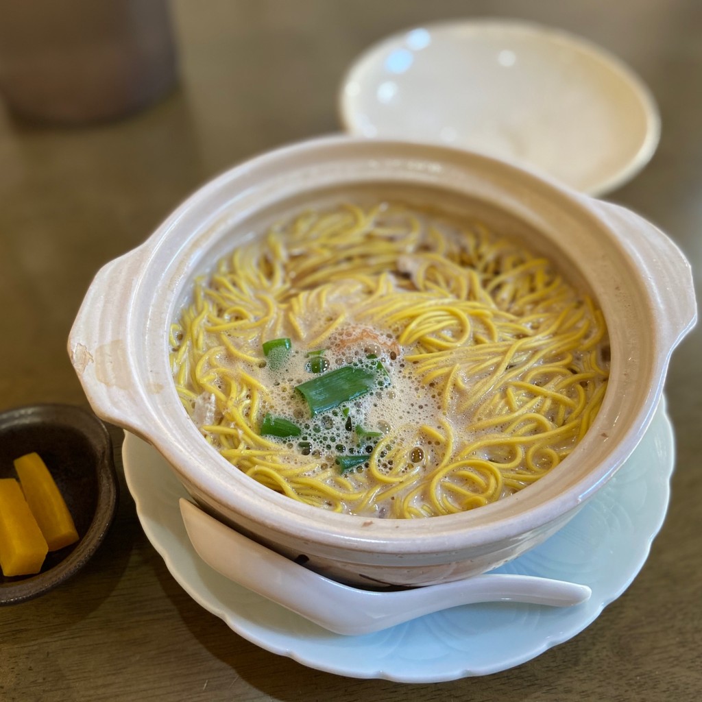 ユーザーが投稿した鍋焼ラーメンの写真 - 実際訪問したユーザーが直接撮影して投稿した西崎町居酒屋小野家の写真