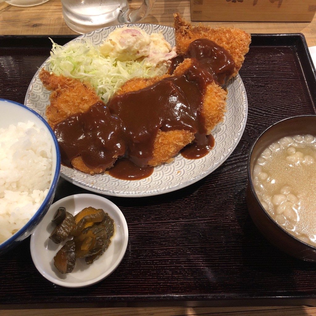 ユーザーが投稿したチキンカツ定食の写真 - 実際訪問したユーザーが直接撮影して投稿した友田町居酒屋太平洋酒場の写真