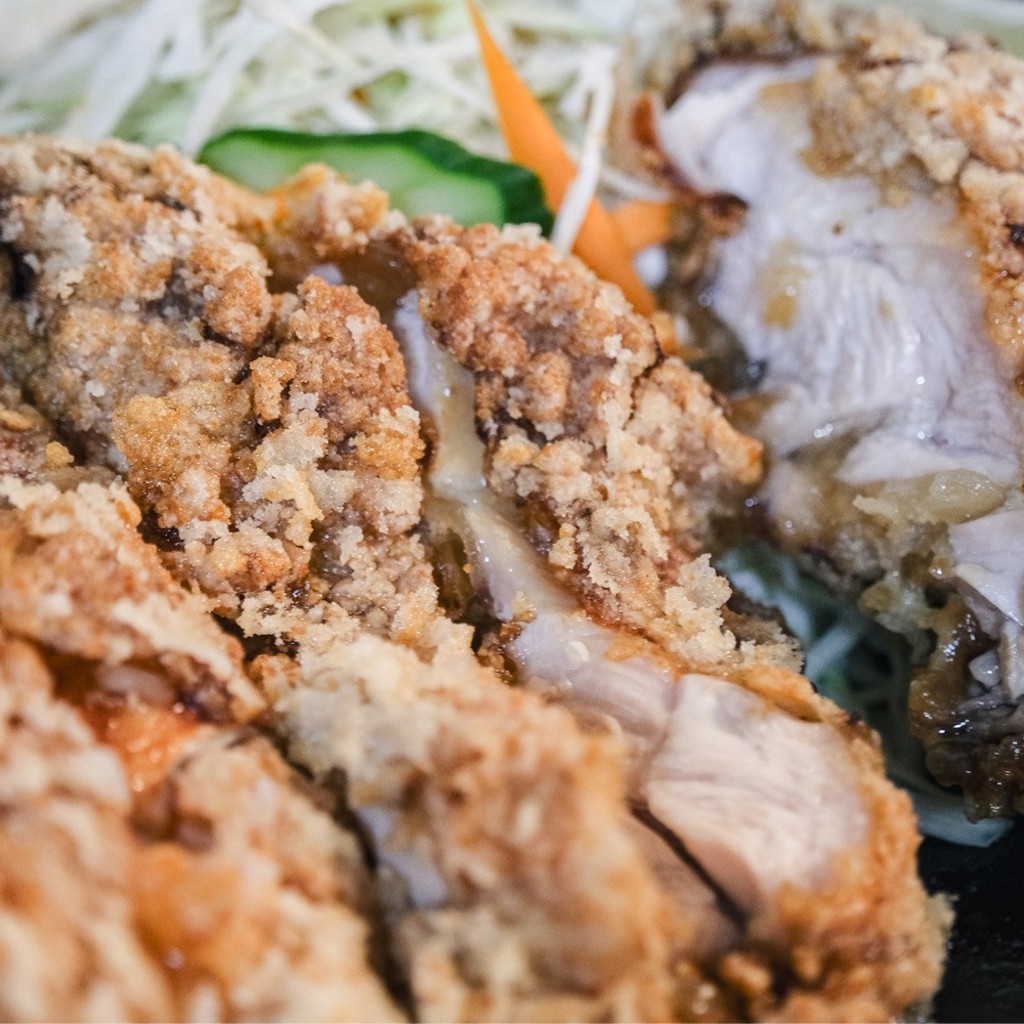 ユーザーが投稿した山賊焼B定食の写真 - 実際訪問したユーザーが直接撮影して投稿した大門七番町鶏料理山賊の写真
