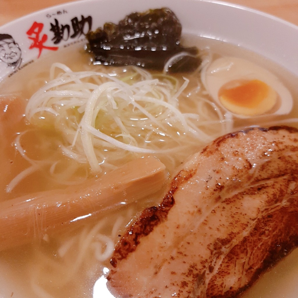 ユーザーが投稿した塩ラーメンの写真 - 実際訪問したユーザーが直接撮影して投稿した梅林ラーメン専門店炙 勘助 大津店の写真