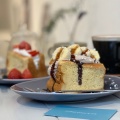 ケーキ - 実際訪問したユーザーが直接撮影して投稿した西五反田カフェファッジ カフェ ギャラリーの写真のメニュー情報