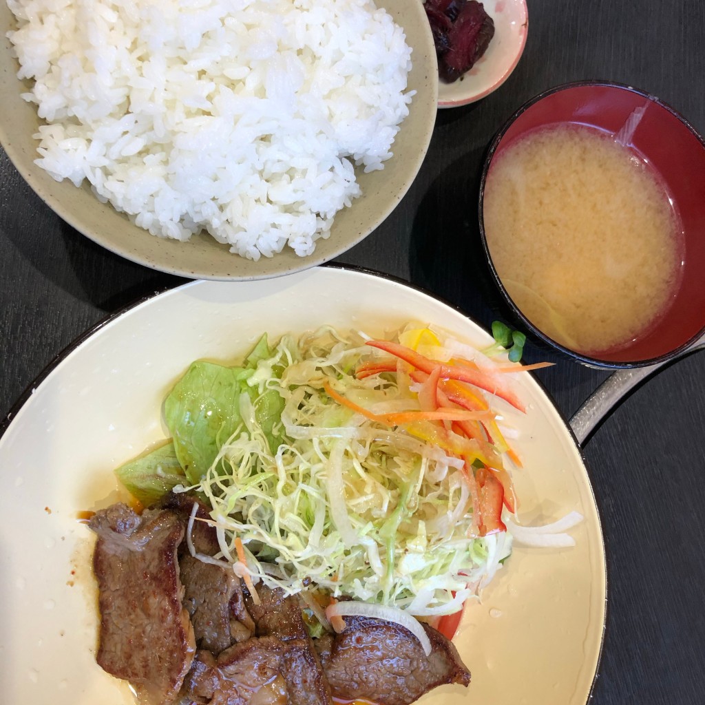 ユーザーが投稿した650円定食の写真 - 実際訪問したユーザーが直接撮影して投稿した宮下町肉料理焼肉山吉の写真